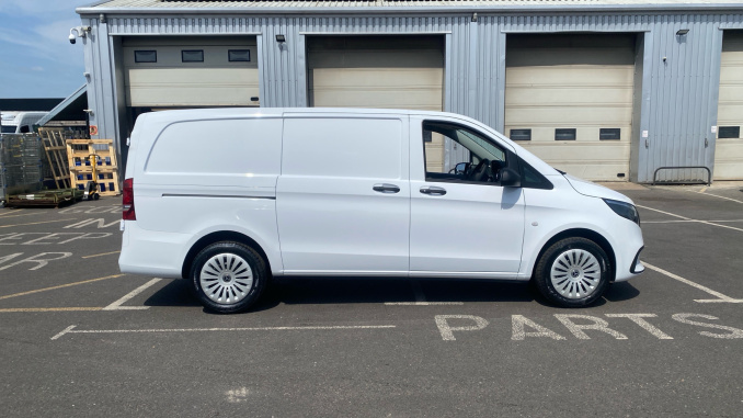 Mercedes-Benz Vito L2 Diesel Rwd 114CDI Pro Van 9G-Tronic - Image 8